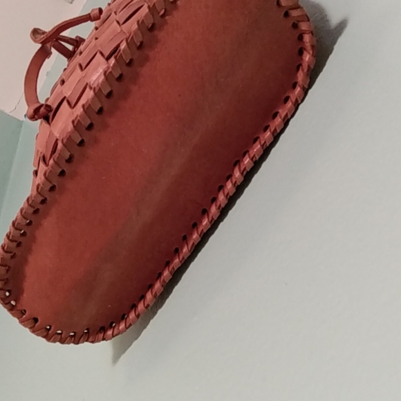 Woven Leather Crossbody Bag - Picture 3 of 7